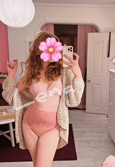 obiriconn nude actress gallery