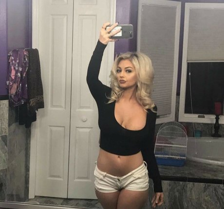 ebony cumshot onlyfans sexy naked photos