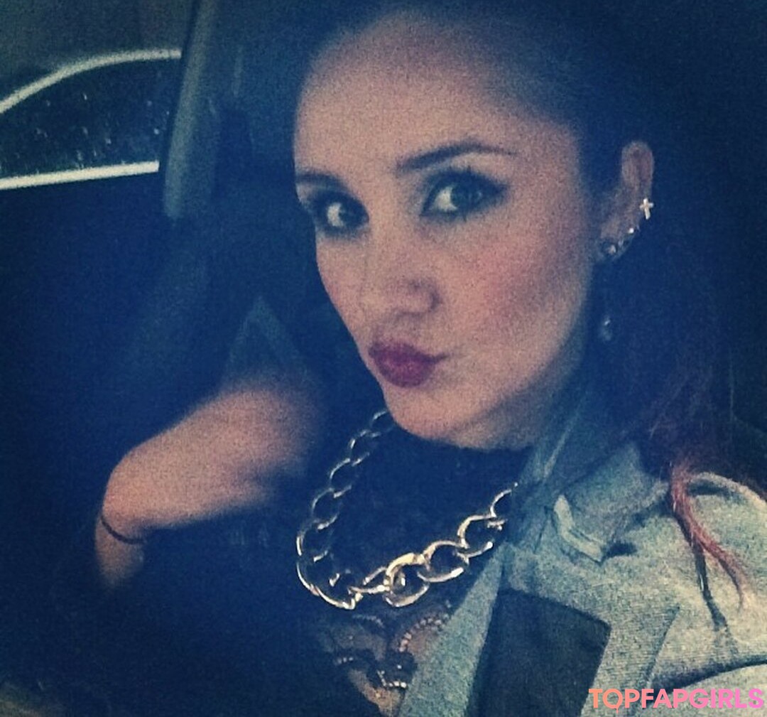 Dulce Maria hd model picture