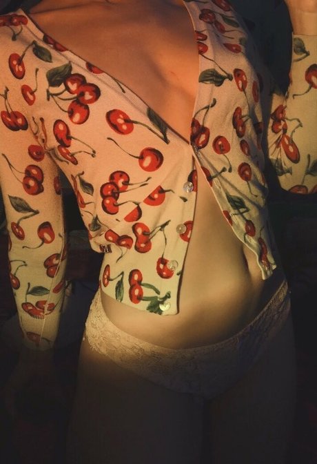 Cringemarry sexy model pics