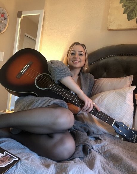 Paige 4Chan exclusive model images