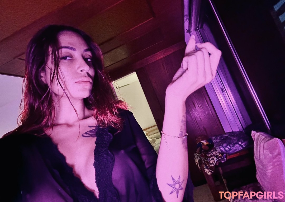 queen red5 model sex galleries