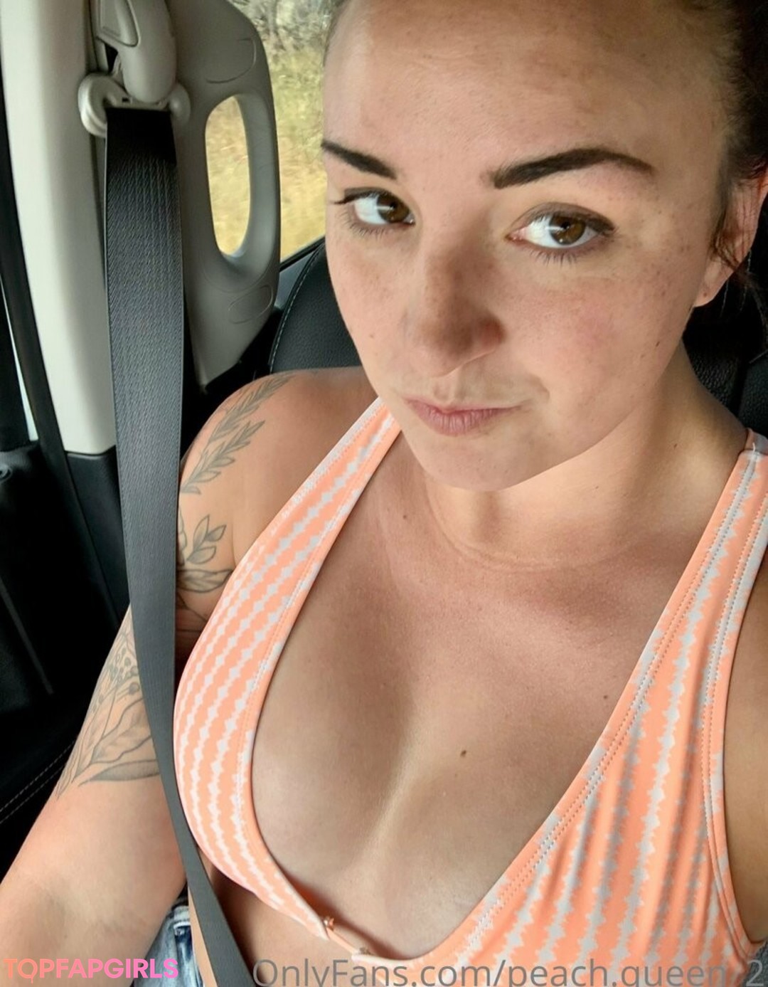 Peach Queen 2 nude model images