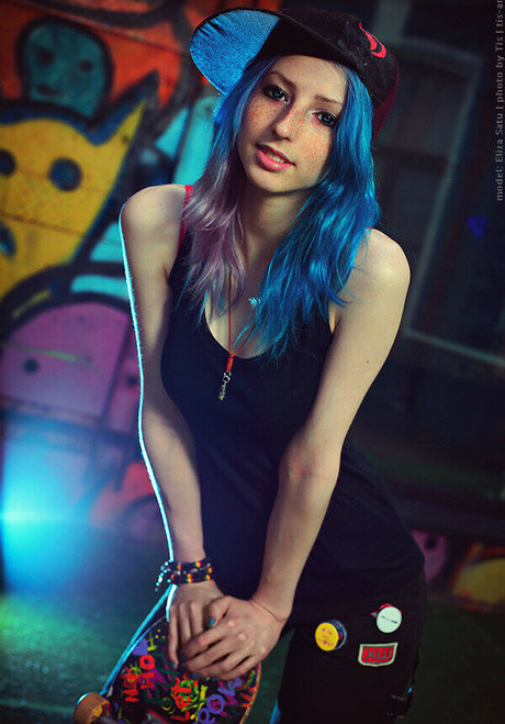 Rocken Rollia model pretty picture