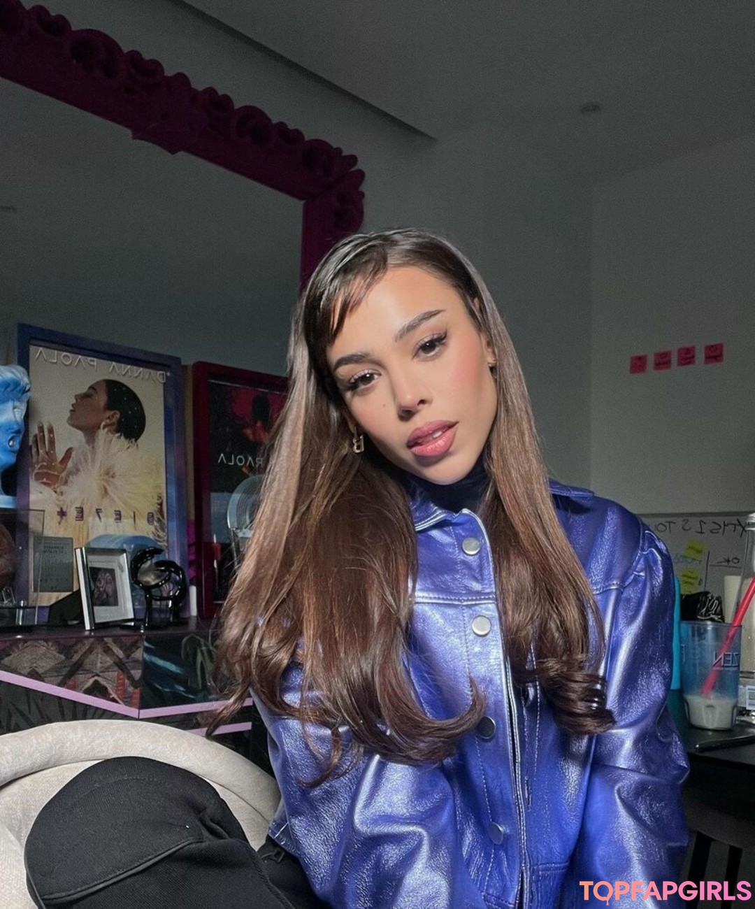 Danna Paola beautiful actress image