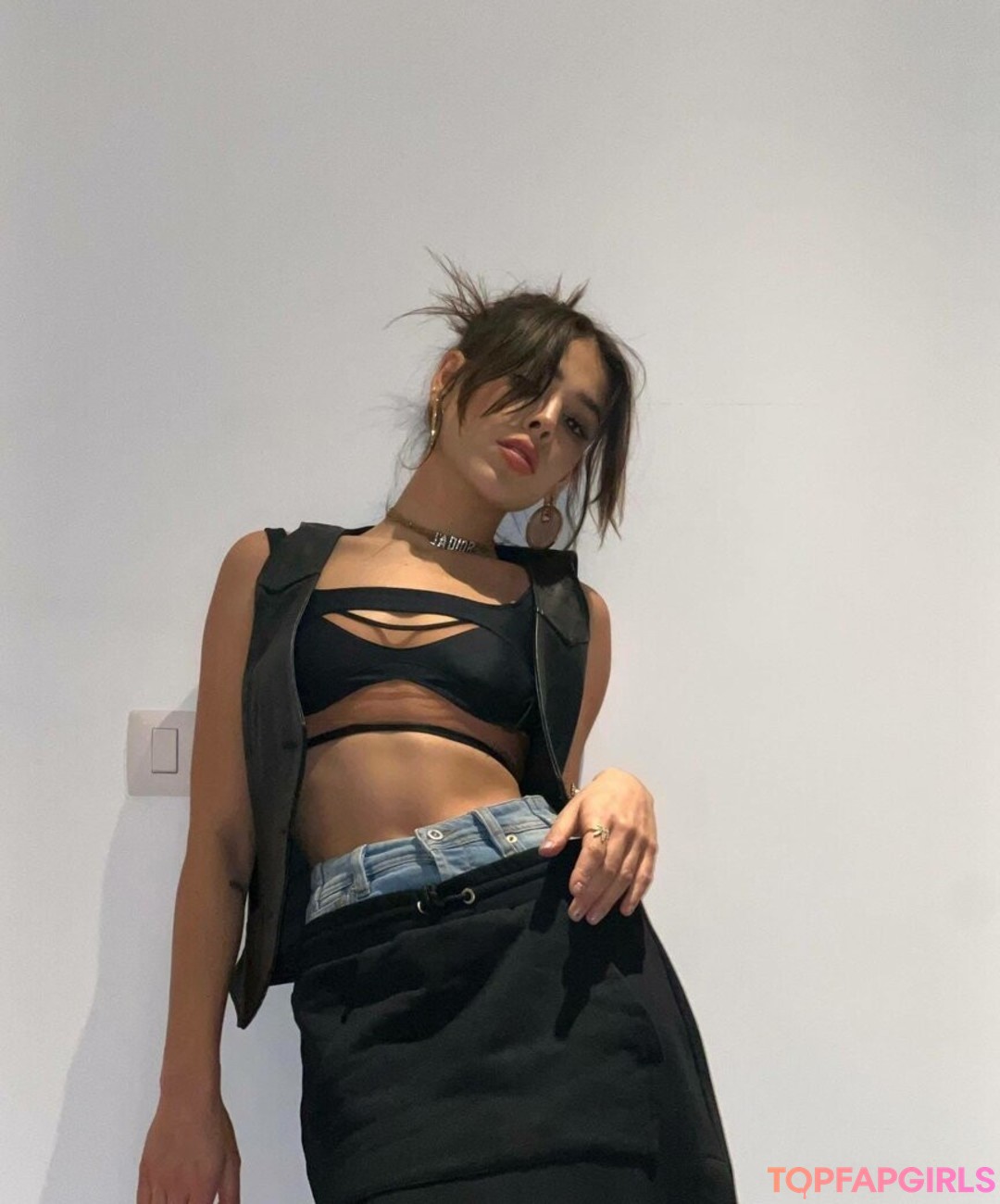 Danna Paola hot star images