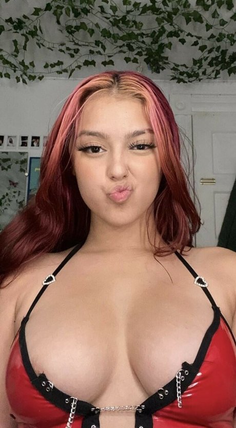 montiannaaaa pornstar exclusive picture