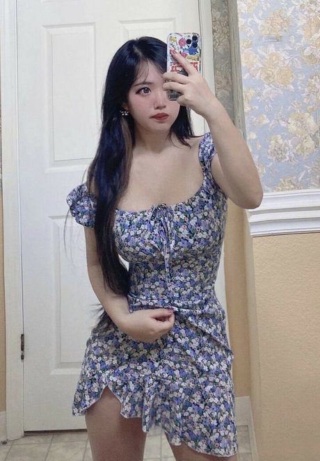 smolmikuu free actress pic