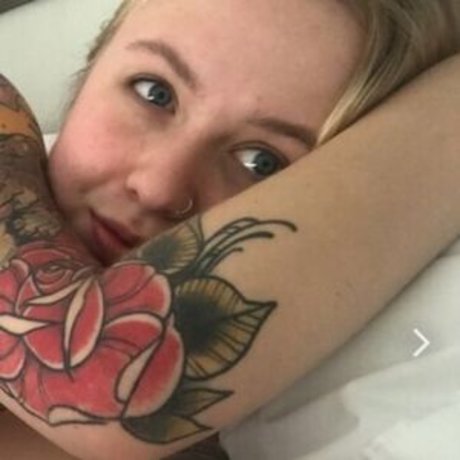 Simplylavenderlilacs nudes model images