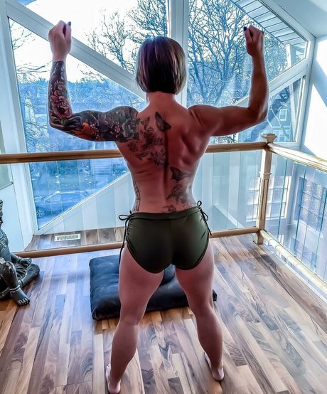 teen topless onlyfans nudes picture