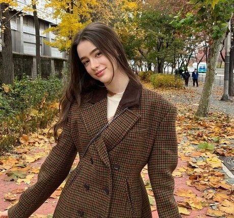 Dasha Tarab sex model photo