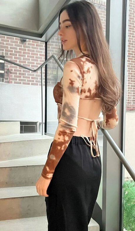 Dasha Tarab nudes model photo