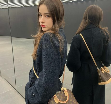 Dasha Tarab pornstar naked gallery