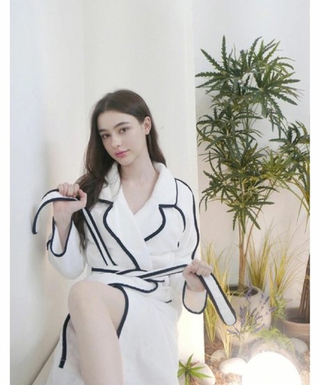 Dasha Tarab top pornstar pics