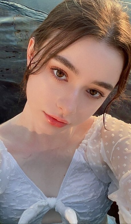 Dasha Tarab star art pics