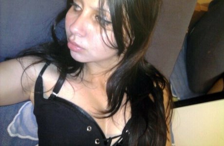 Jennie Naz model art images