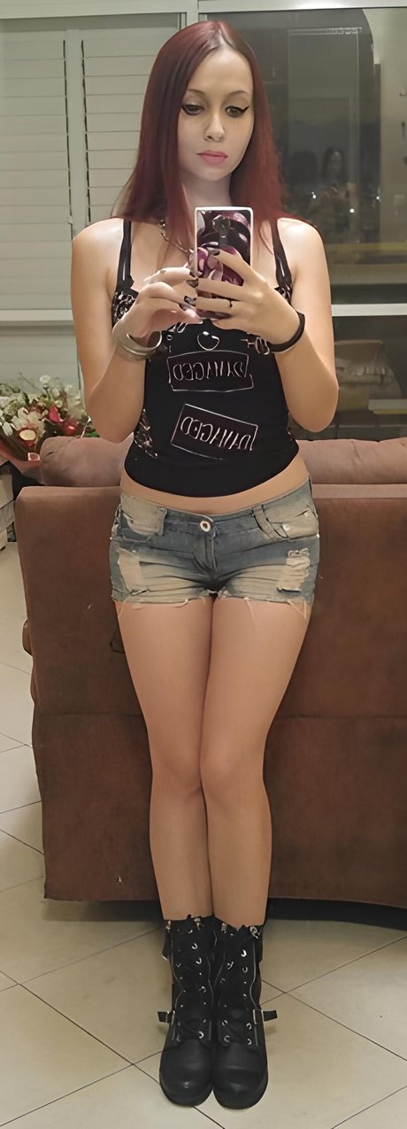 Jennie Naz star hd image