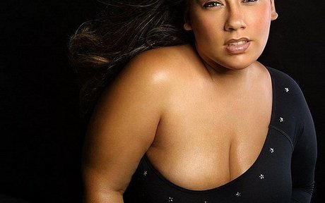 Luscious Candy naked model picture