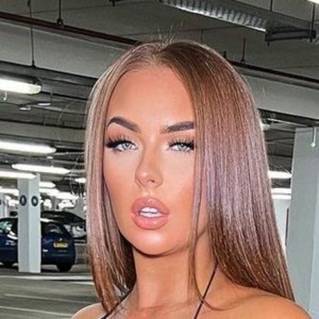 Demi Jones exclusive model photo