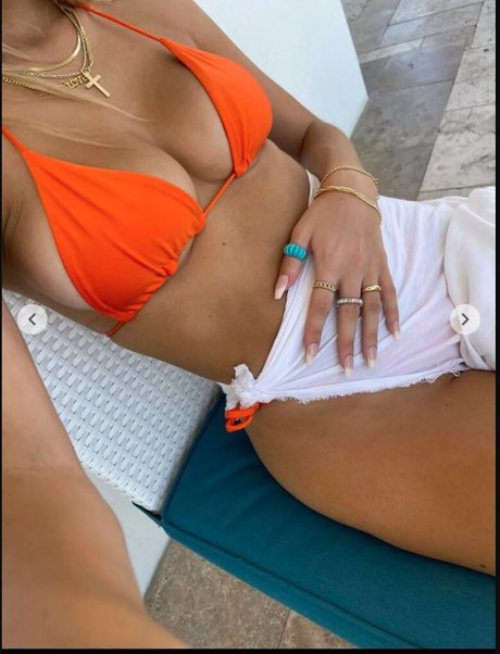 Courtney Antalek model nice pictures