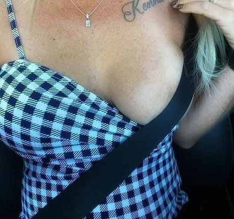 teen shemale onlyfans free nude photos