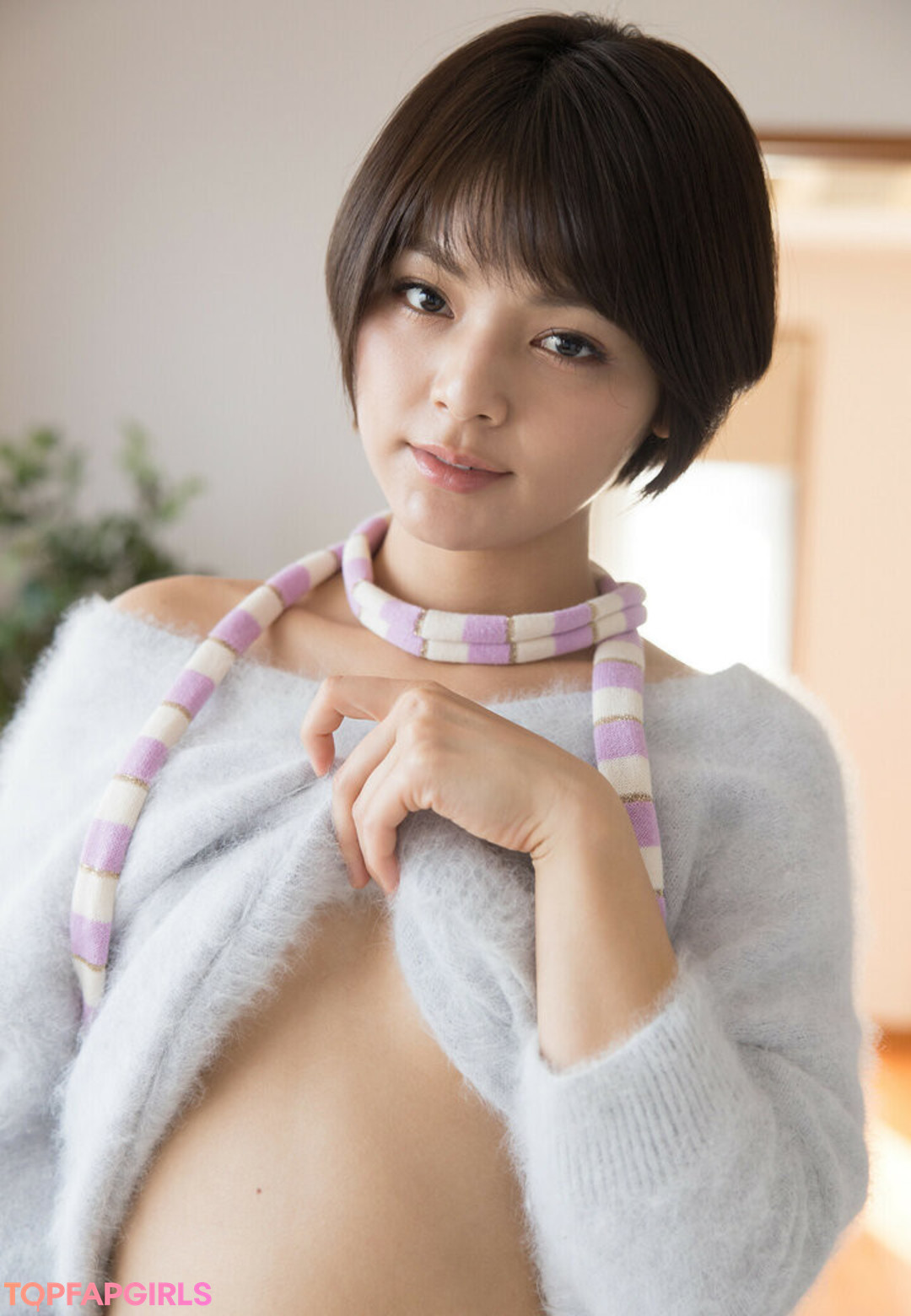 Tsubasa Akimoto nude model images