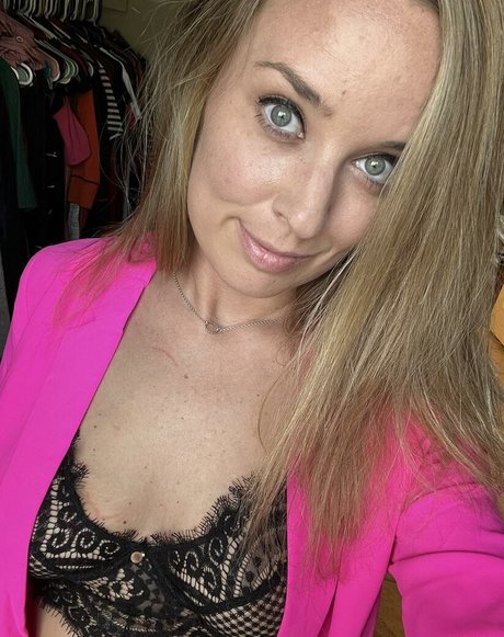 Lyric in my hed nudes star galleries