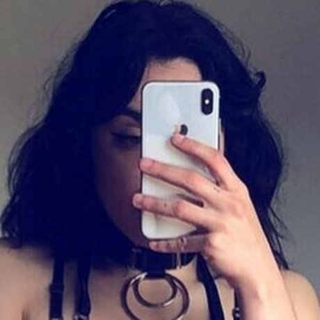 Lucia Scharwz star free images