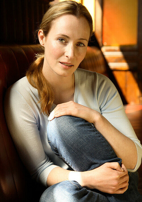 Genevieve O Reilly model exclusive pics