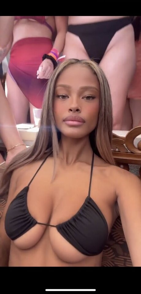 Vinetrria Vinetria nudes actress photos