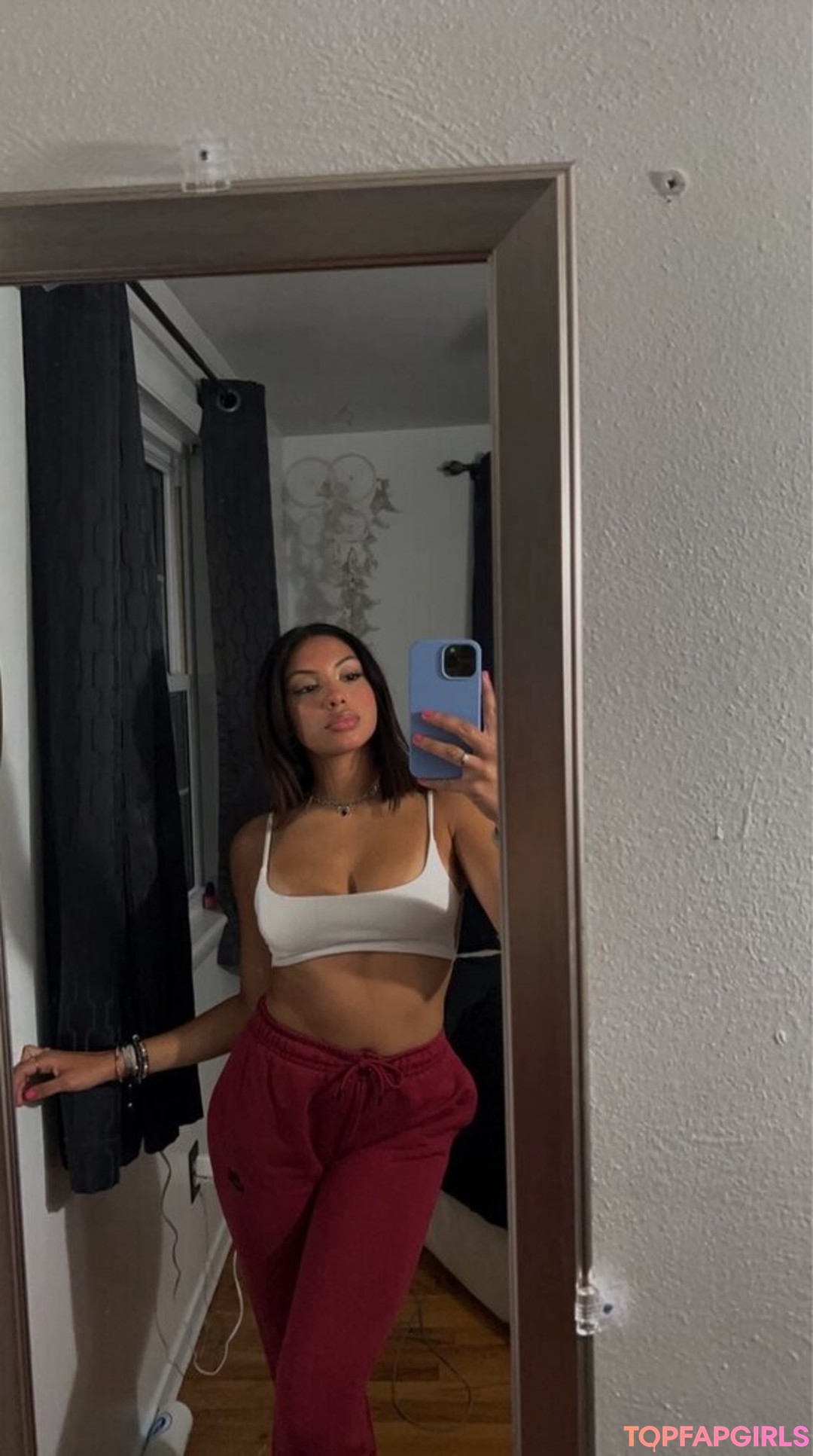 Izzy Clark porn star picture