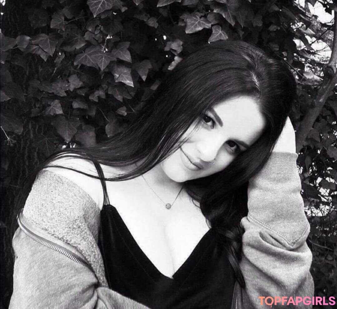 Theodwra Drinia pornstar top picture