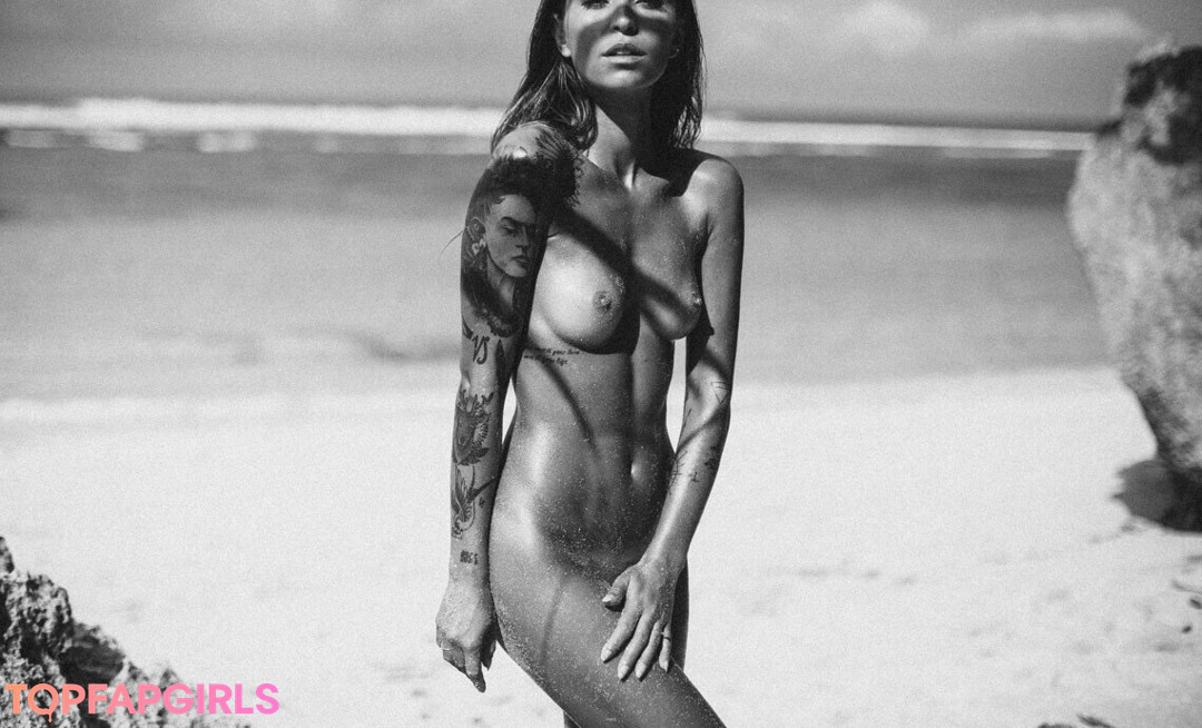 Mina Winkel model exclusive pics