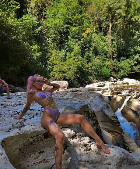 misscannabisss free actress galleries