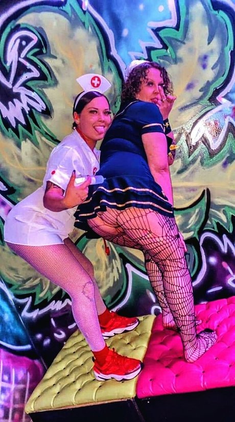 KeyLoveLee erotic actress photos