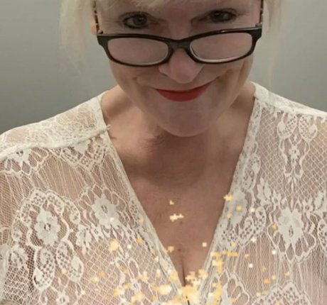 selfie nude onlyfans pretty img