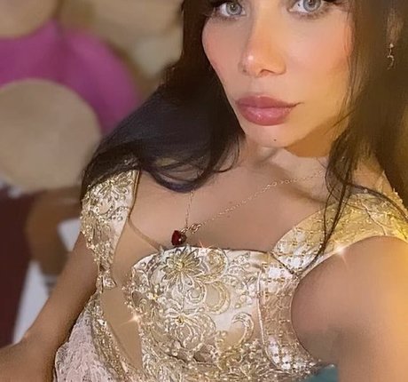 Aphrodite Pimenta model xxx pictures