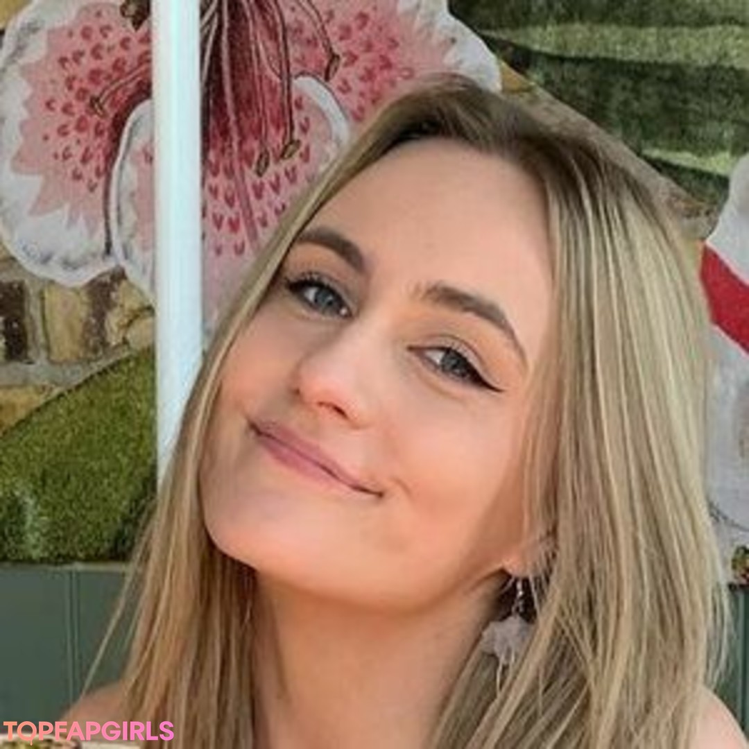 Ellierose Kelly top star photo