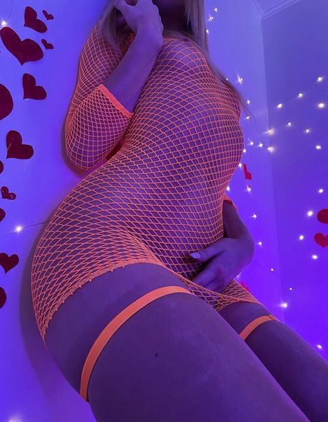 Maryvi art actress image