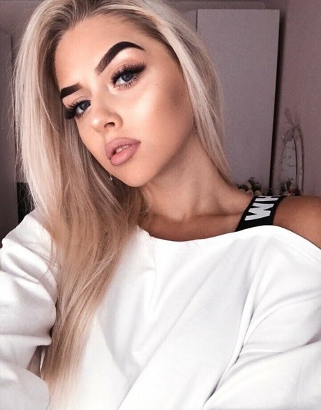 Maryvi pornstar nice photos