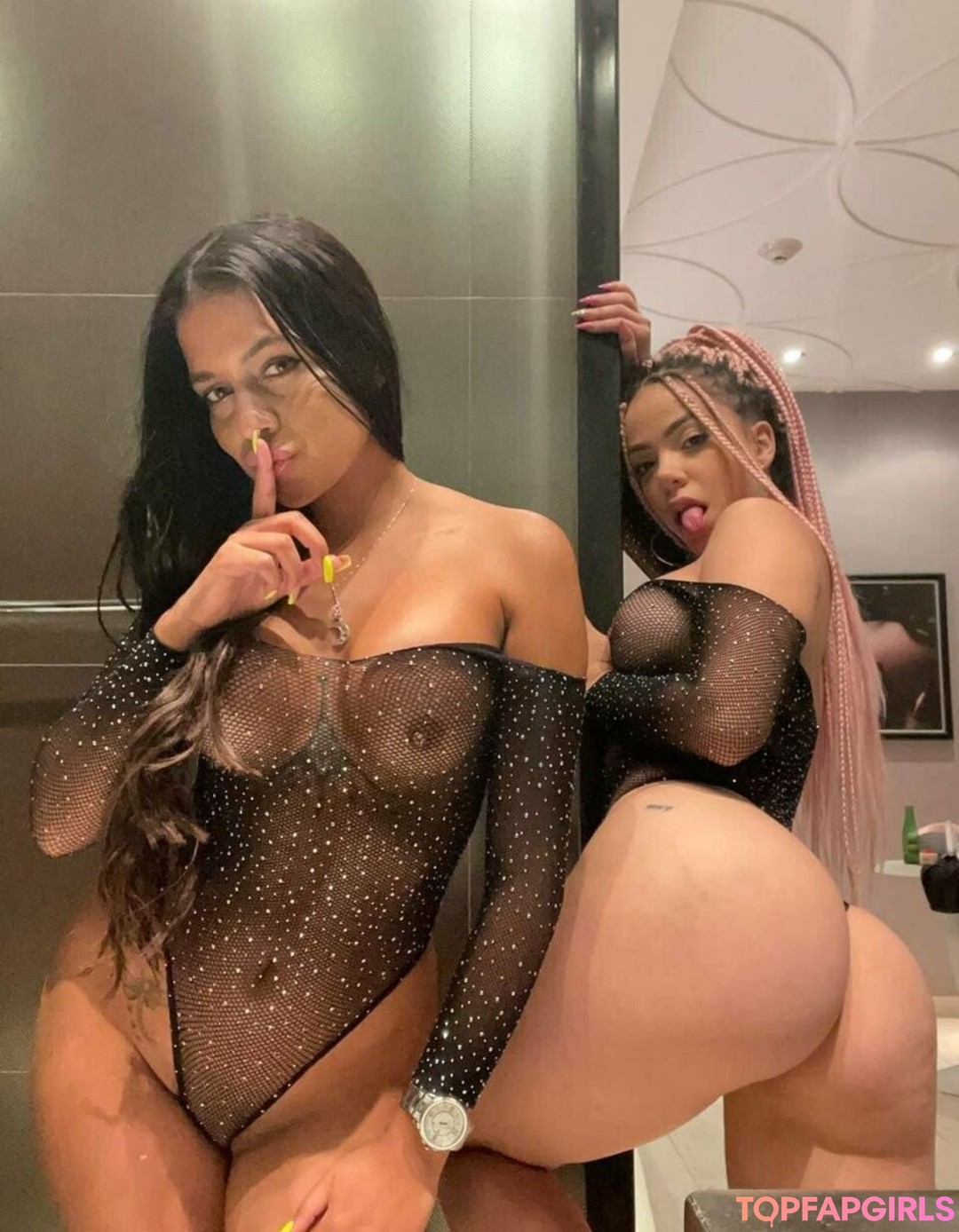 Genesis Muneton erotic pornstar pics