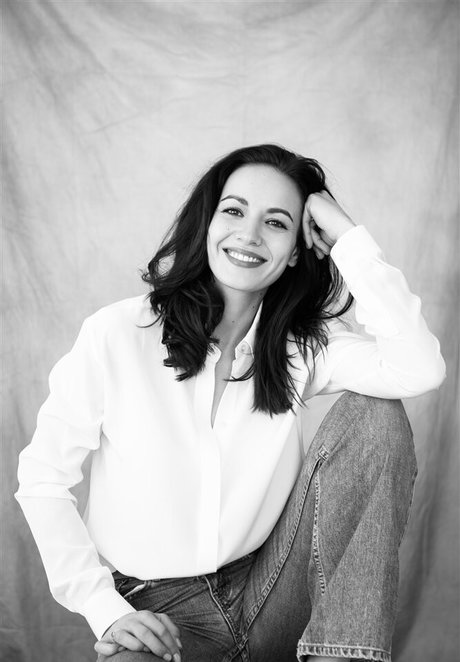 Antonia Desplat exclusive star picture