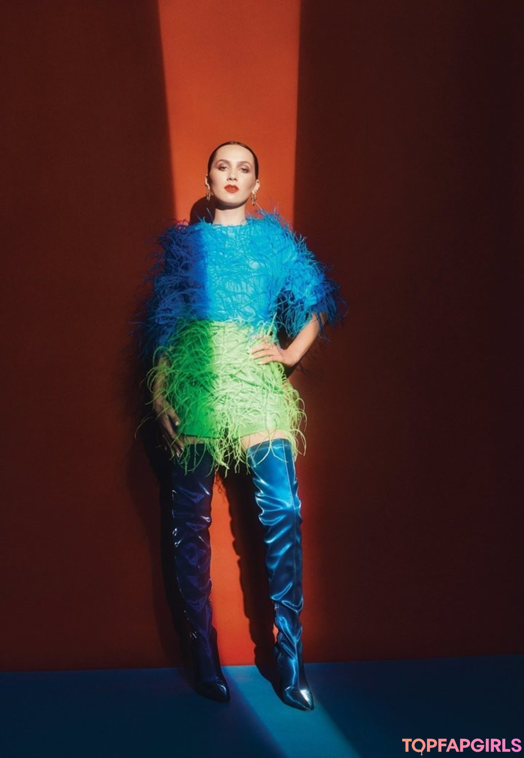 Maude Apatow art actress img