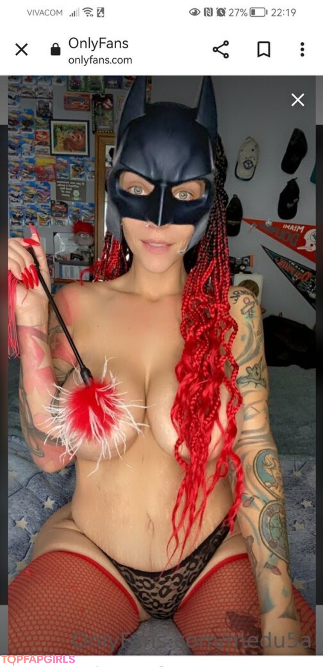 Medu5a pornographic model photo