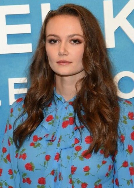 Andi Matichak star galleries