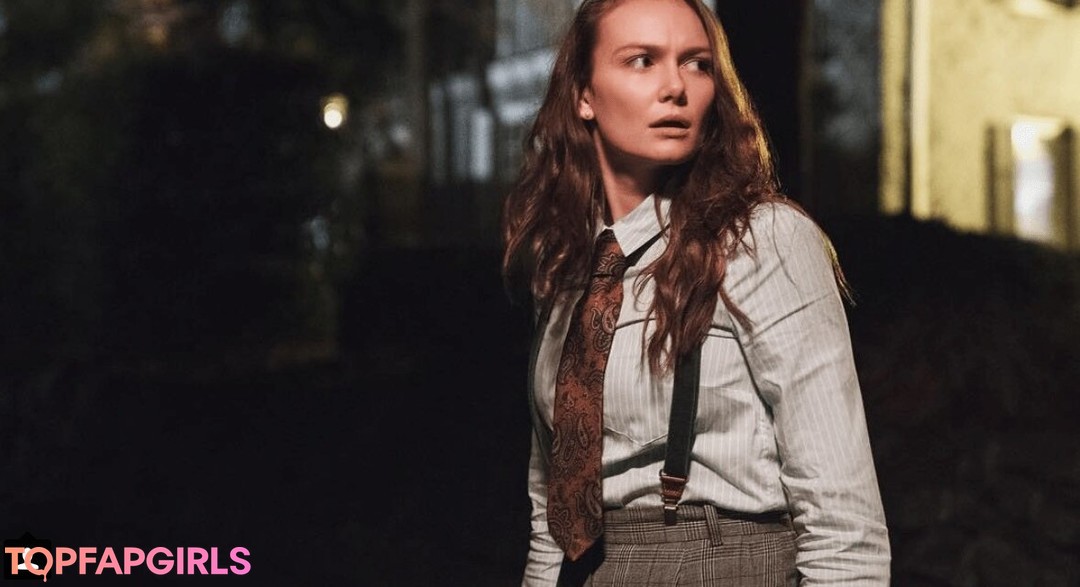 Andi Matichak hd star photos