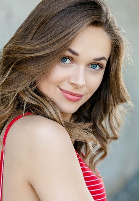 Alyssa Jirrels nudes model images