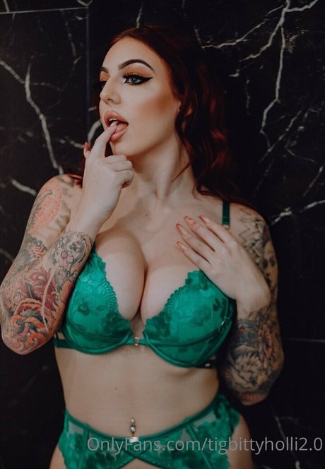 Holli Curtis exclusive pornstar pics