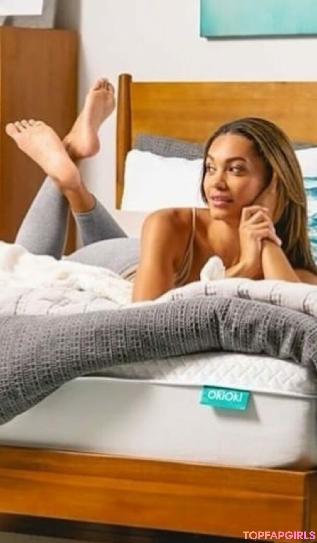 Alexis Gaube pornstar beautiful image
