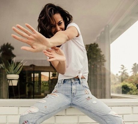 Alexis Gaube porn star images